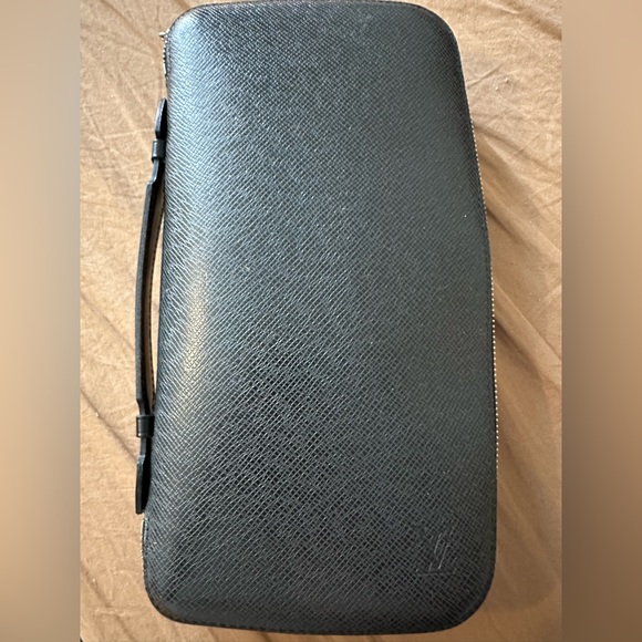 Big wallet LV - Picture 1 of 6